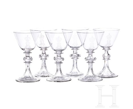 Prinz Alfons von Bayern (1862 - 1933) - Set von sechs Weißweingläsern  Mundgeblasenes Glas. Kelchform mit schauseitig geschni