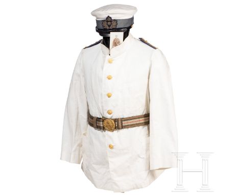 Stabsarzt Dr. Fiedler - weiße Sommeruniform, um 1900  Schirmmütze für Offiziere aus feinem weißen Tuch (Mützendeckel nicht ab