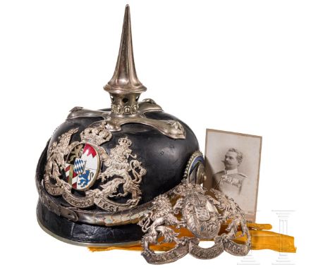 Helm M 1886/1913 für Generale  Schwarz lackierte Lederglocke (eingesunken, krakeliert, kleine Druckstellen) mit versilberten 