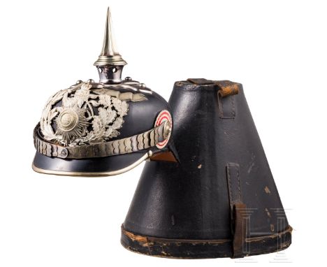 Helm für Unteroffiziere oder Fähnriche im Leibgarde-Infanterie-Regiment (1. Großherzoglich Hessisches) Nr. 115, um 1900  Schw