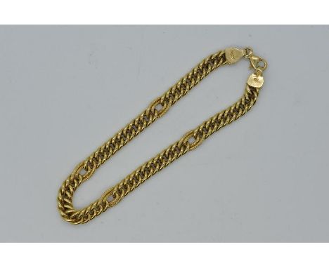 A 18ct yellow gold bracelet, stamped .750, 19.5 cm (l), approximately 8.6 grams all in. Est £200 - £250Condition Report: Appe