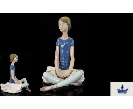 Lladro Porcelain Figure 'Beth' Model No. 1358.  Issued 1978-1993.  Height 7.5" - 18.75 cm.  First Quality, mint condition.  P