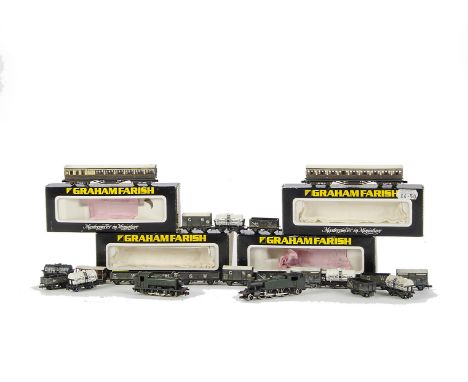 Graham Farish N Gauge GWR Tank Locomotives Coaches and Trucks: GWR 2-6-2 Prairie Tank, 0-6-0 Pannier Tank, GWR Suburban Coach
