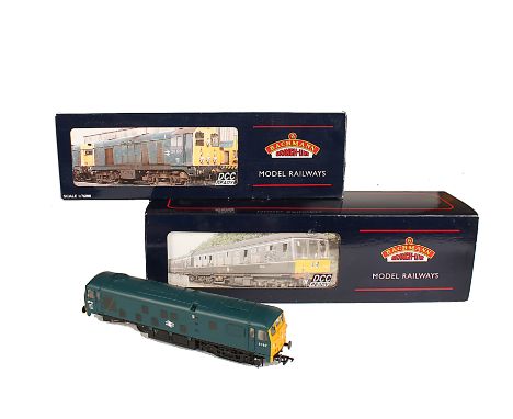 Bachmann 00 Gauge Diesel Locomotives: comprising Class 20 locomotive in BR green as no 8164 (ref 32-034), Class 108 2-car DMU