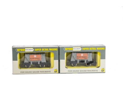 A pair of Wrenn Railways 00 Gauge W5080 Rugby Cement Wagons, in light grey, in original boxes, E-M, boxes E (4)
