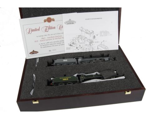 A Bachmann 00 Gauge Ltd Ed SR and SECR N2 2-6-0 Double Locomotive Presentation Set: comprising SR green 1863 and SECR grey 81