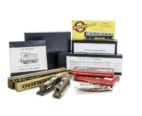 A collection of 00 Gauge 4mm/1ft scale kits: some partially made-up, including etched brass/nickel bodies for Stanier 4-6-0, 