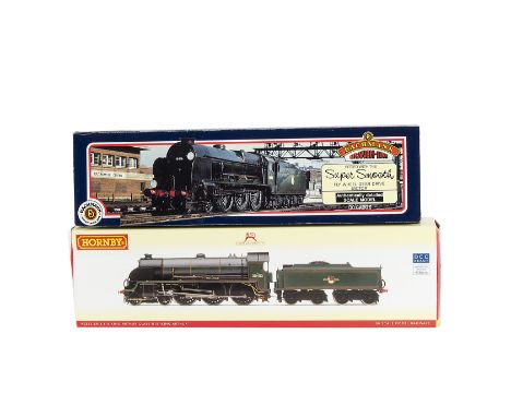 Ex-Southern Railway 00 Gauge 4-6-0 Locomotives by Hornby and Bachmann: comprising Hornby R2583 Class N15 no 30453 ‘King Arthu