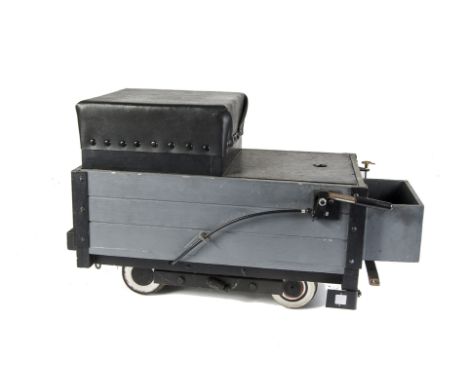 A 5” Gauge 4-wheel ride-on Wagon: fitted with roller bearings, brake, and water tank, G-VG