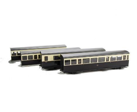 Four 10mm scale 0 Gauge (narrow Gauge) ‘Vale of Rheidol’ Coaches: two with diamond-frame bogies and two incomplete without bo