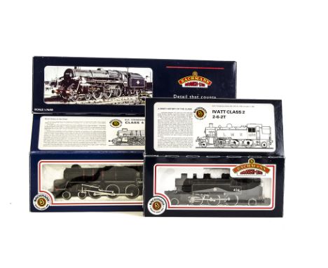 Bachmann 00 Gauge BR black Steam Locomotives: 31102 BR Standard Class 4 75078, 32502 Standard Class 5MT 73082 ‘Camelot’ and 3
