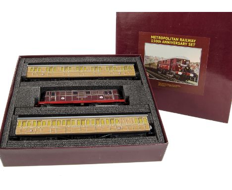 An ACE Trains 0 Gauge Metropolitan Railway 150th Anniversary set: ref C/26AS MET, containing ‘Metro-Vick’ Bo-Bo electric loco