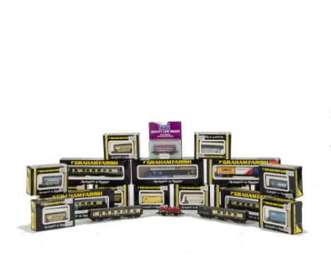 N Gauge Coaching and Freight Stock by Grafar and others: comprising 3 Pullman cars boxed and 2 unboxed, 3 Freightliner bogie 