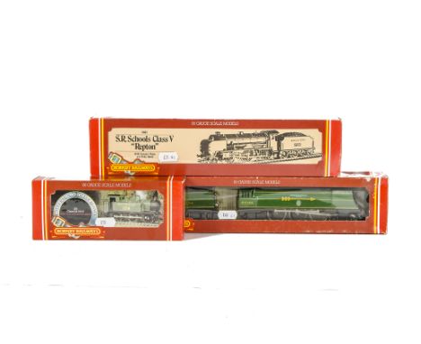 Hornby (Margate) 00 Gauge SR Locomotives: R866 ‘Fighter Pilot No. 21C155 (with Golden Arrow motifs) in malachite green; R683 