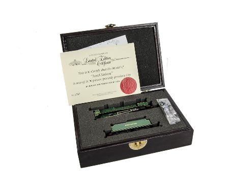 A Bachmann 00 Gauge Ltd Ed SR ‘Lord Nelson’, No 850, in SR Green Cert 2384/3000 with Gold Plated Nameplates, in original wood