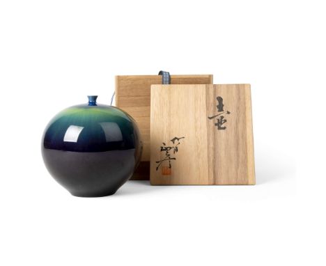  [PRIVATE ENGLISH COLLECTION, SOMERSET] JAPANESE KUTANI VASE BY TOKUDA YASOKICHI (1873-1956) OR TOKUDA YASOKICHI III (1933-20