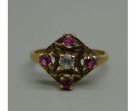 A vintage 9ct gold, ruby and white sapphire ring, L, 2.2g 