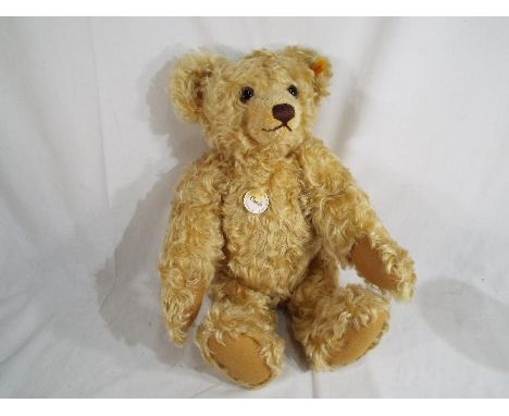 Steiff - a Classic Teddy Bear, growler, button in ear with yellow tag label, other tag label, mohair, 45 cm (high) mint - Est