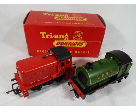 Model railways - a Bachmann OO gauge saddle tank locomotive 0-6-0T op no 7 green LNER livery and a Triang 0-4-0 Dock Shunter,