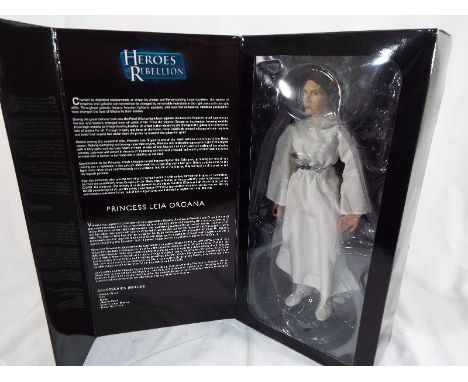 Sideshow Star Wars - a Sideshow Star Wars Heroes of the Rebellion Leia Organa Imperial Senater Alderaan 1:6 scale figure, iss