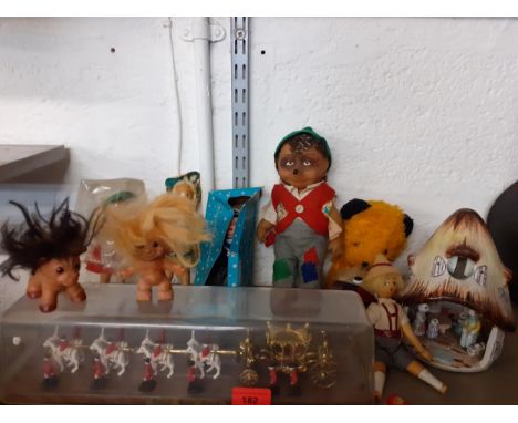 Vintage toys to include a Sooty hand puppet, a model of The Royal Stage Coach A/F, dolls of the world and a Steiff Mecky Spie