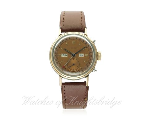 A GENTLEMAN'S STEEL & GOLD CAPPED MOVADO TRIPLE CALENDAR WRIST WATCH CIRCA 1940s, REF. 7922 ORIGINALLY RETAILED BY BEYER ZURI