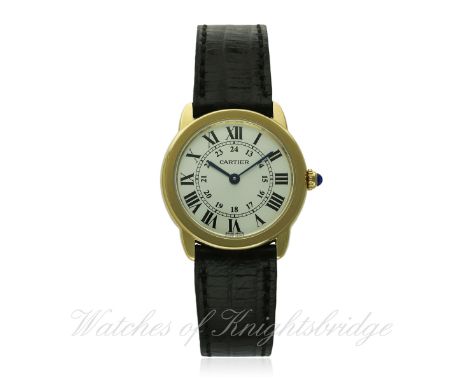 A LADIES 18K SOLID GOLD & STAINLESS STEEL CARTIER RONDE SOLO WRIST WATCH CIRCA 2013, REF. 2987
D: Silver dial with Roman nume