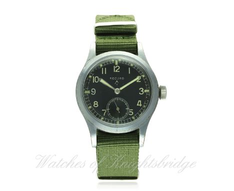 A GENTLEMAN'S BRITISH MILITARY W.W.W. RECORD WRIST WATCH CIRCA 1940s D: Black dial with Arabic numerals &amp; luminous marker