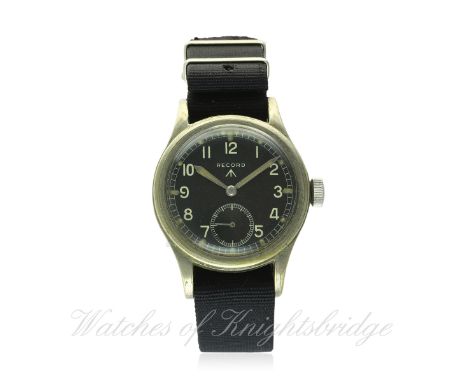 A GENTLEMAN'S BRITISH MILITARY W.W.W. RECORD WRIST WATCH CIRCA 1940s D: Black dial with Arabic numerals &amp; luminous marker