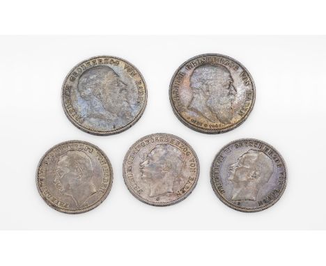 Konvolut 5 Silbermünzen,   Deutsches Reich, best. aus: 2 x 5 Mark Friedrich Großherzog vonBaden 1903 und 1907, und 3 x 3 Mark