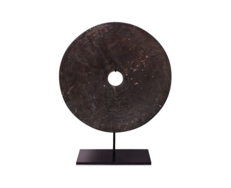 A LARGE JADE BI DISC
Chinese, dark green tone with smooth surface, custom metal stand
59.5cm high, 74cm high with stand
Condi