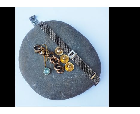 An 18ct white gold fine linked adjustable watch strap, 8.7g, two 18ct gold dress studs, 2.9g, a 9ct gold dress stud with seed