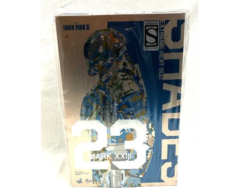 Hot Toys Marvel Iron Man 3 Mark XXIII Extreme Heat Suit 1:6th scale figure MMS415 Sideshow Exclusive, Mint complete UNUSED, w
