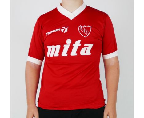 A Club Atlético Independiente de Avellaneda 1985-86 season home shirt, bears No. 2 to the back.*SOLD WITH A LETTER OF CONFIRM