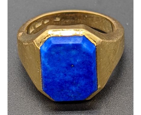 An 18ct gold Lapis Lazuli signet ring, 8g, size J/K