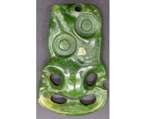 A New Zealand Maori nephrite jade Hei-Tiki, 4cm x 2cm