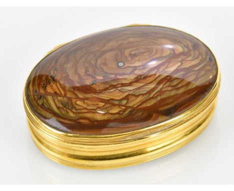 A 19th century agate and yellow metal snuff box of oval form, length 6cm.Condition Report: Weight is 64.8 g.stated as yellow 
