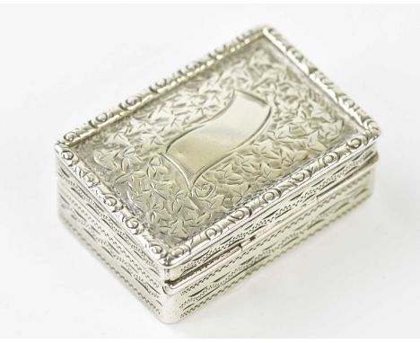 CONSTANTINE & FLOYD; an Edward VII hallmarked silver snuff box, with chased decoration surrounding the vacant cartouche, Birm