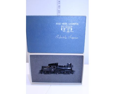 A United HO gauge model train 
