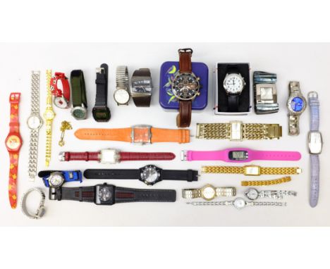 Fossil and other wristwatches   Condition Report   Click here for further images, condition, auction times & delivery costs