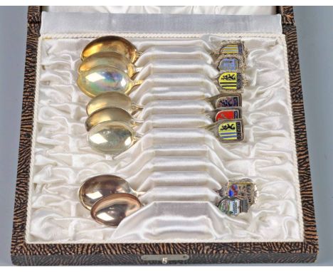 Posten Andenkenlöffel Silber u.a. überwiegend punziert, Silber 800 dt. mit Halbmond & Krone, ca. 80 Gramm, Posten von 6 versc