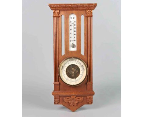 Jugendstil Baro-/Thermometer nußbaumfarbiges Holz, hochrechteckig mit Floral- und Bordüren-Schnitzerei sowie beidseitiger Kan