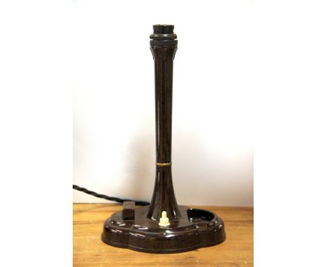 A lovely Art Deco Bakelite smoker's stand table lamp, H. 28cm.