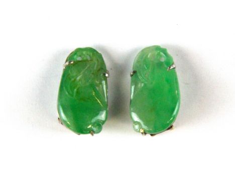 A pair of vintage carved jade clip on earrings, jade L. 2.5cm.