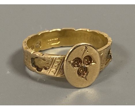 A 15ct gold antique mourning ring 