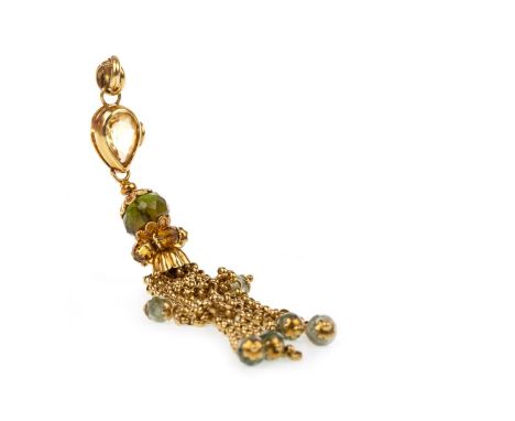 GREEN AND YELLOW GEM SET PENDANT, with sections of belcher chain suspended from a faceted green hardstone above a ring of yel