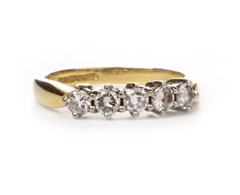 DIAMOND FIVE STONE RING, set with round brilliant cut diamonds totalling approximately 0.45 carats, in eighteen carat gold, s