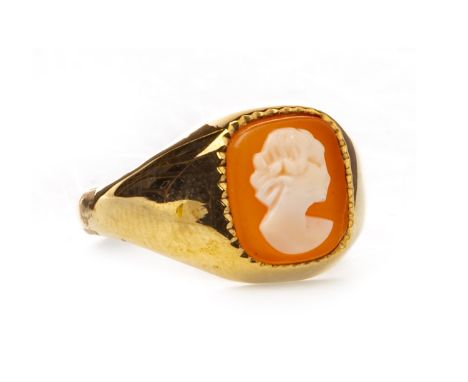 CAMEO RING, set with a rectangular shell cameo depicting a female in profile facing right, in nine carat gold, size P, 3g