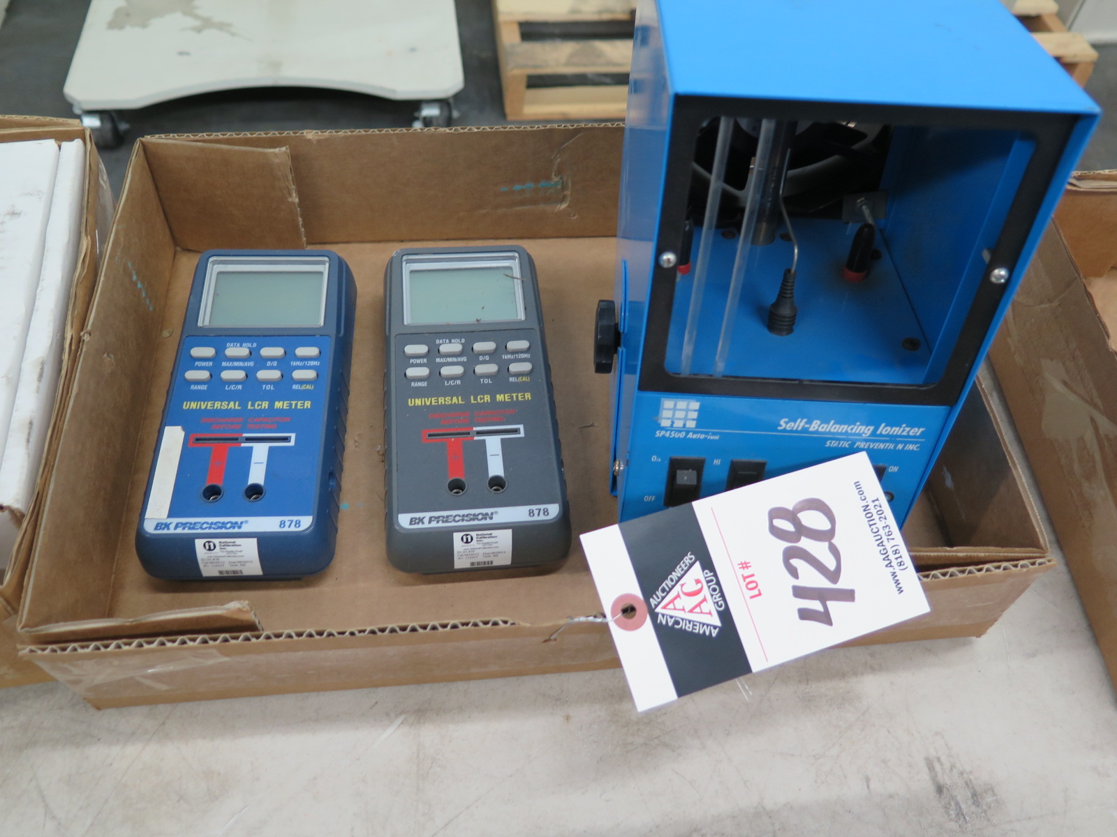 BK Precision mdl. 878 Universal LRC Meters and Self Balancing Ionozer