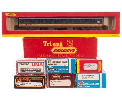 00 Gauge Coaching stock by various makers: Two Hornby BR Mk 1’s in weathered Network SE livery; two Airfix GWR Centenary stoc